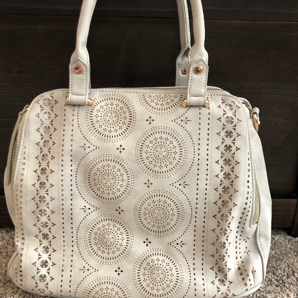 Tillys purse!